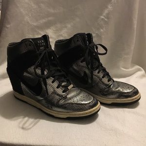 NIKE Sky Hi Dunk Sneaker NEW YORK Special Edition